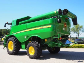   John Deere
