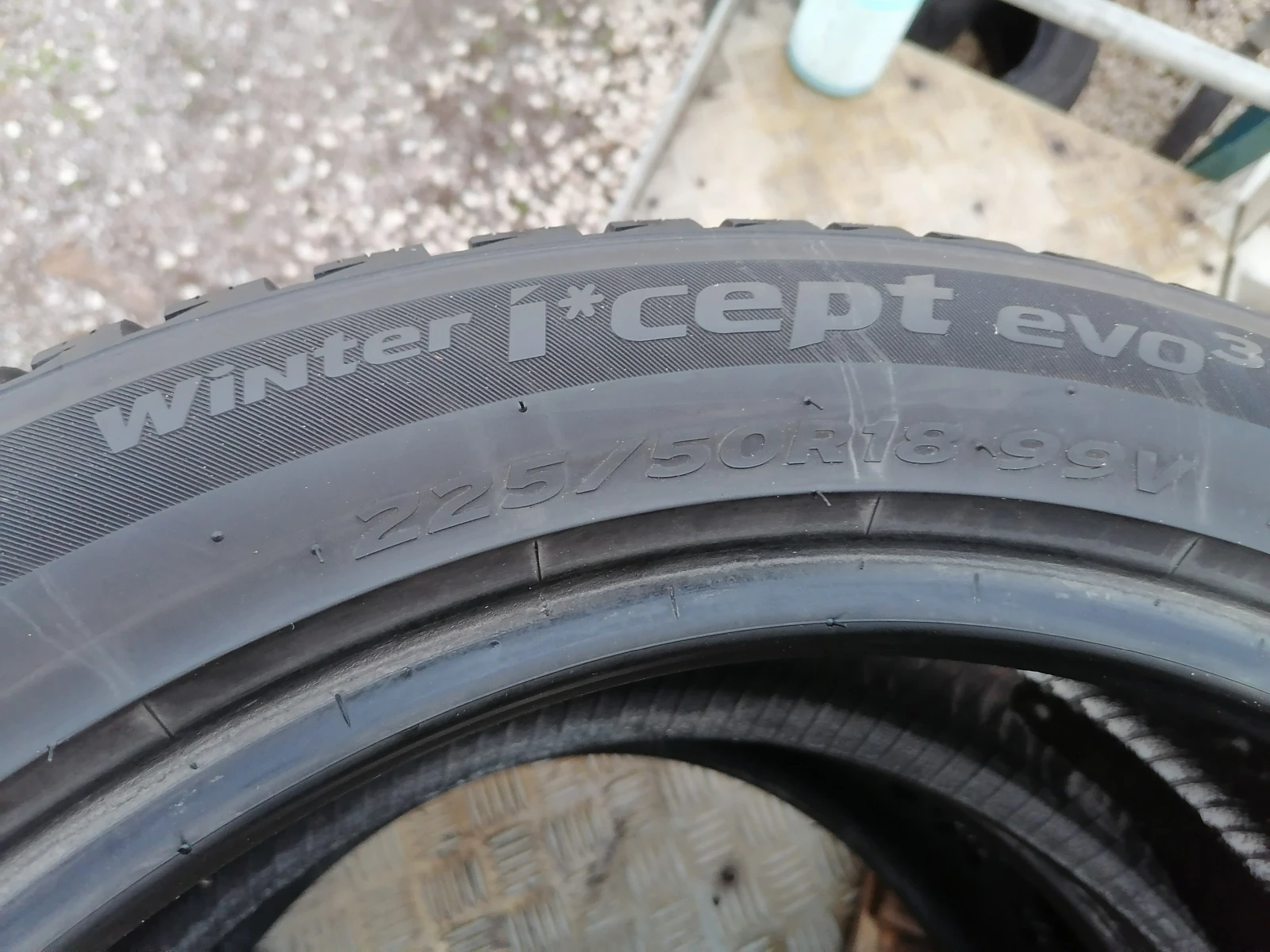���� 225/50R18 | Mobile.bg � ����������� 4