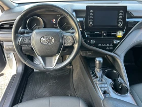 Toyota Camry 2.5i HYBRID, снимка 9