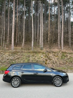 Opel Astra Sports Tourer 88хиляди километра!, снимка 8