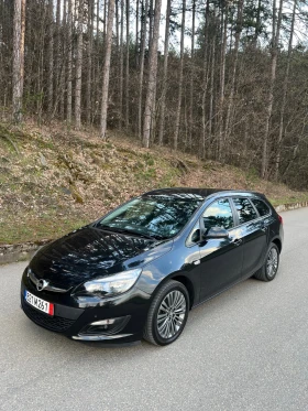 Opel Astra Sports Tourer 88хиляди километра!, снимка 1