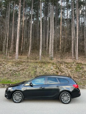 Opel Astra Sports Tourer 88хиляди километра!, снимка 7