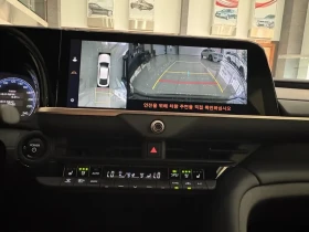 Toyota Crown 2.5 4WD HYBRID, снимка 17