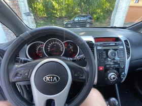 Kia Venga 1.4i 90 к.с. 2012 г. ГАЗ/РЕГИСТРИРАНА , снимка 9