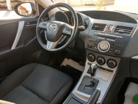Mazda 3 2.0I AUTOMATIC, снимка 11 - Автомобили и джипове - 44252817