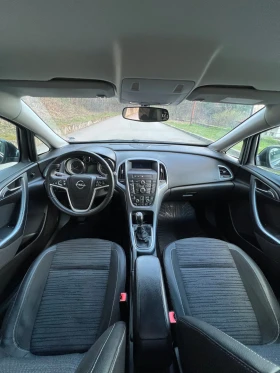 Opel Astra Sports Tourer 88хиляди километра! - 6200 € / 12126.15 лв. - 51380249 9