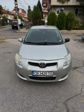 ����� �� �������� �� Toyota Auris 1.6 i