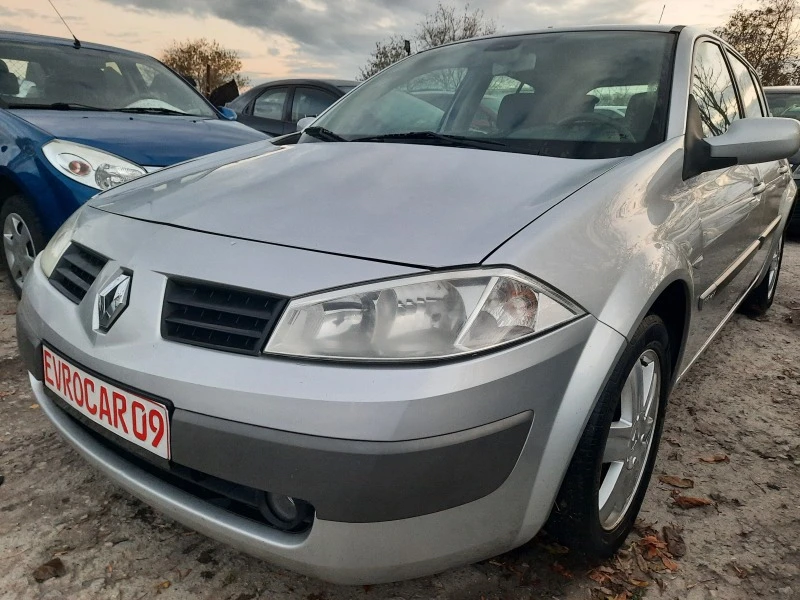 Renault Megane 1.6 Бензин КЛИМАТРОН, снимка 7 - Автомобили и джипове - 43078224