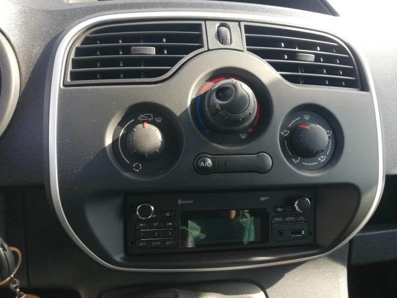 Renault Kangoo Van, снимка 8 - Автомобили и джипове - 45648067