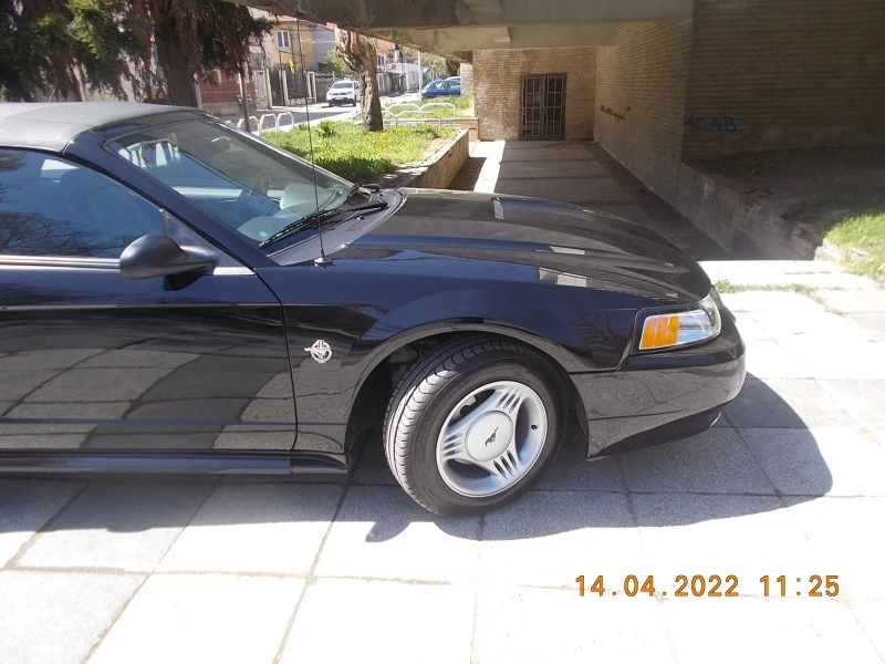 Ford Mustang, снимка 4 - Автомобили и джипове - 47235481