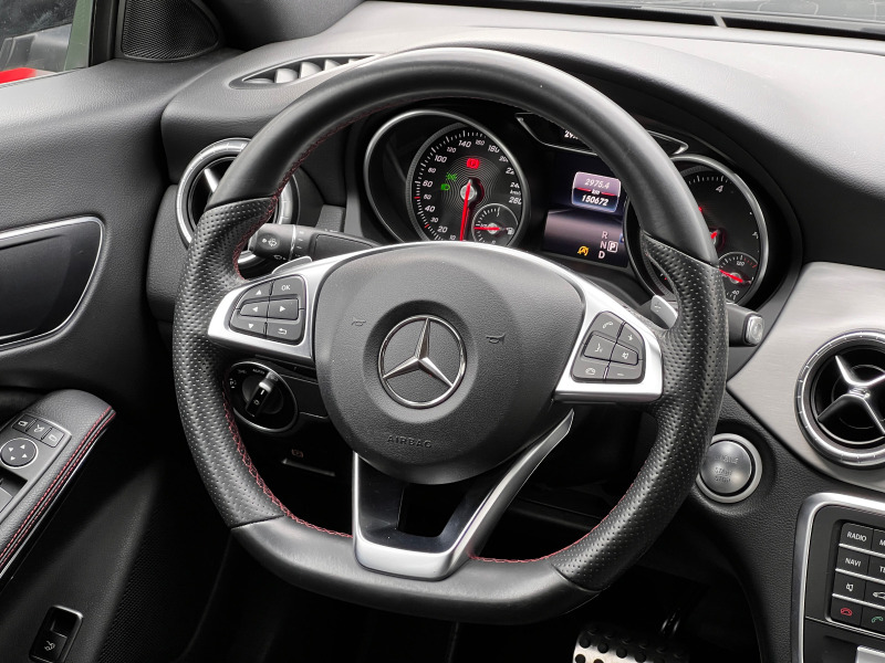 Mercedes-Benz CLA 180 d Premium AMG, снимка 8 - Автомобили и джипове - 46389696
