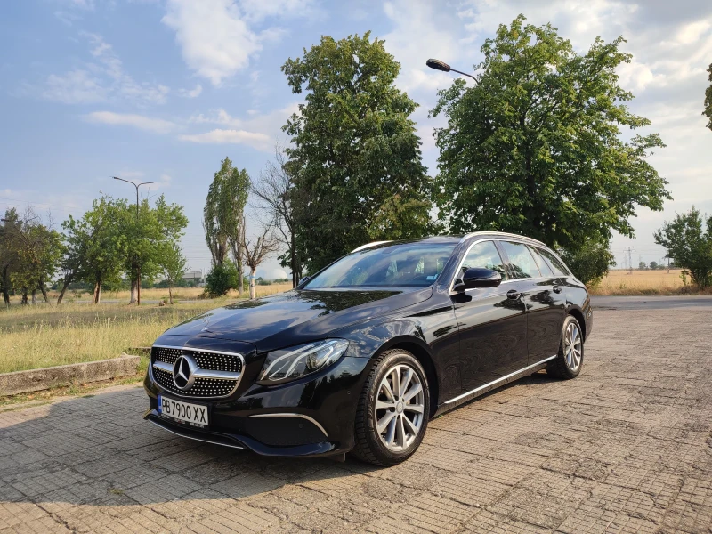 Mercedes-Benz E 220 9G TRONIC NAVI AMBIENT BURMESTER, снимка 4 - Автомобили и джипове - 47074600