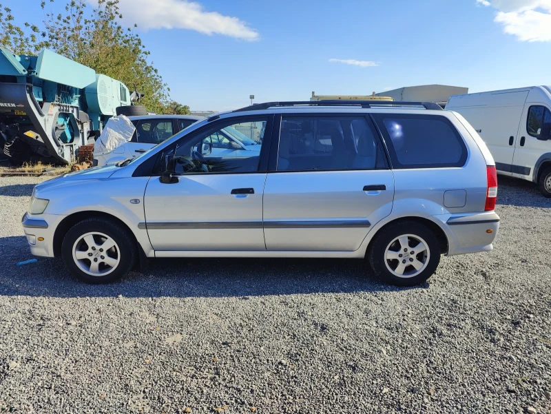 Mitsubishi Space wagon 2.0, снимка 4 - Автомобили и джипове - 47944026