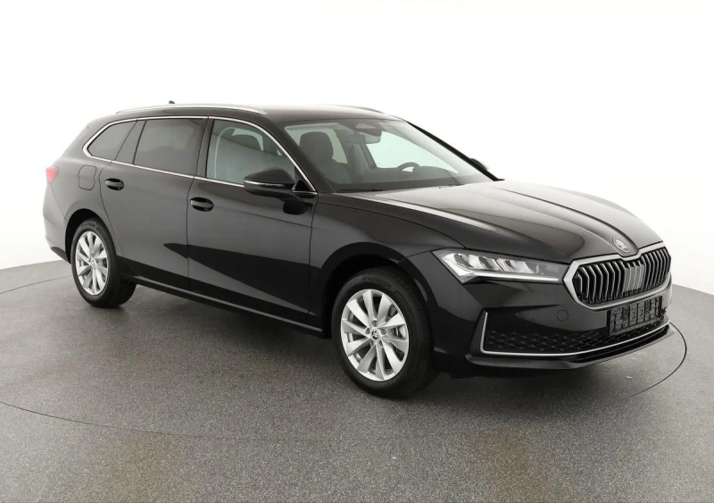 Skoda Superb Combi 1.5 TSI Selection, снимка 2 - Автомобили и джипове - 49460087