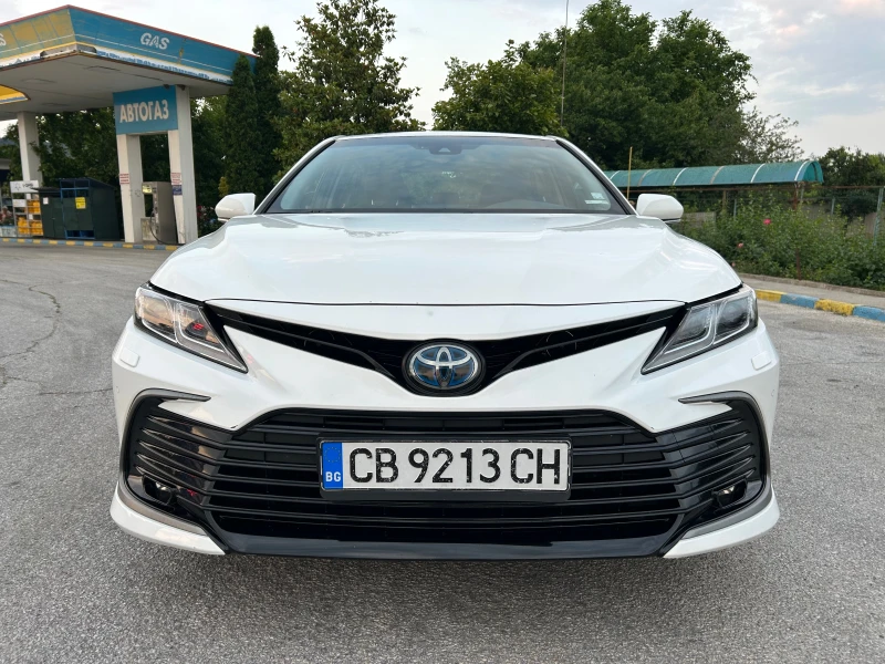 Toyota Camry 2.5i HYBRID, снимка 2 - Автомобили и джипове - 50664932