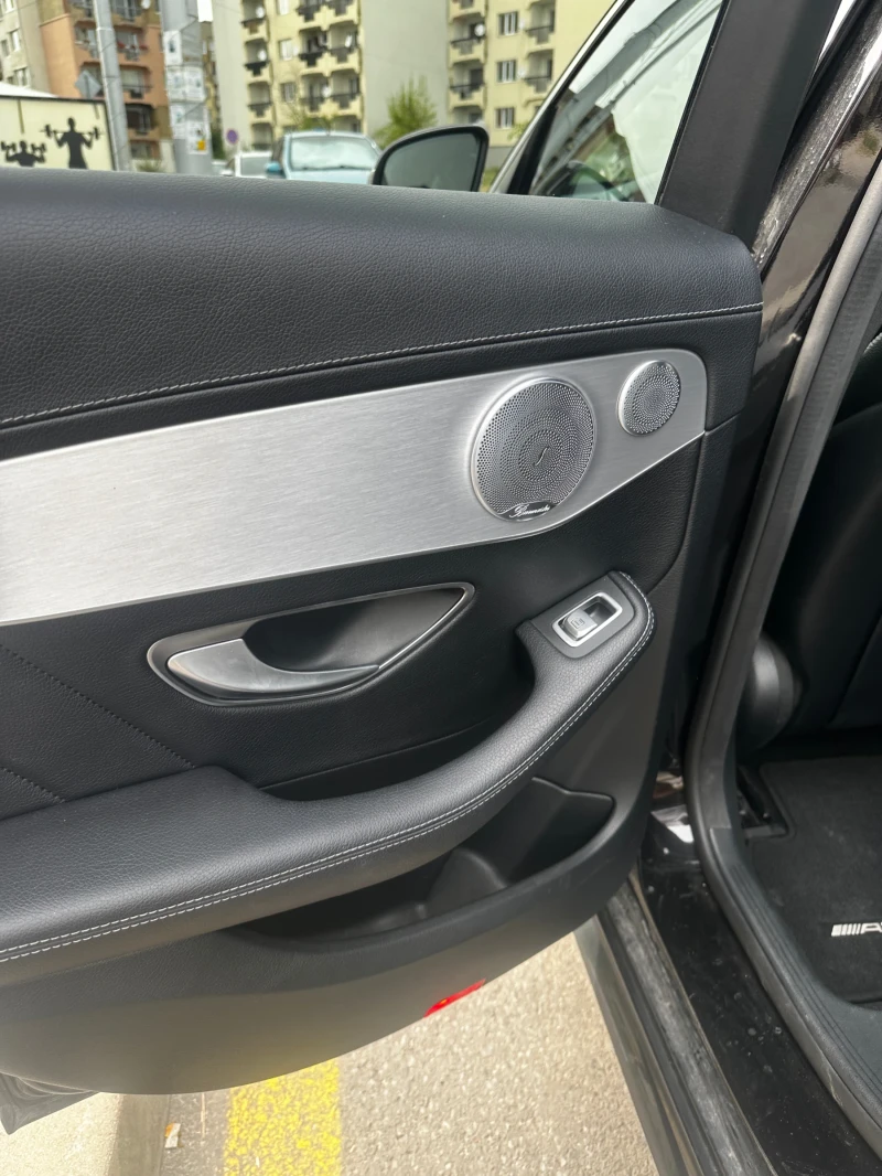 Mercedes-Benz C 220, снимка 12 - Автомобили и джипове - 52655355