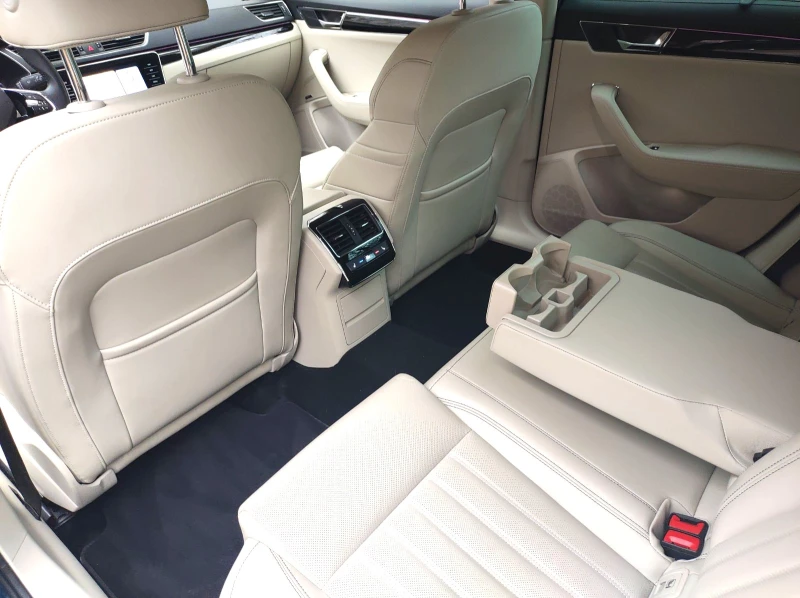 Skoda Superb L&K/4x4/MATRIX, снимка 4 - Автомобили и джипове - 52534174