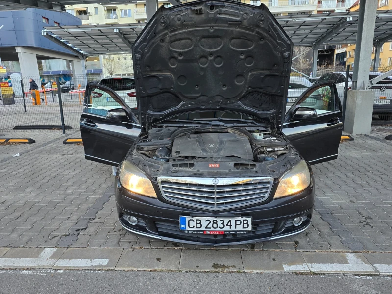 Mercedes-Benz C 200 Elegance 2.0 CDI, снимка 10 - Автомобили и джипове - 52618106
