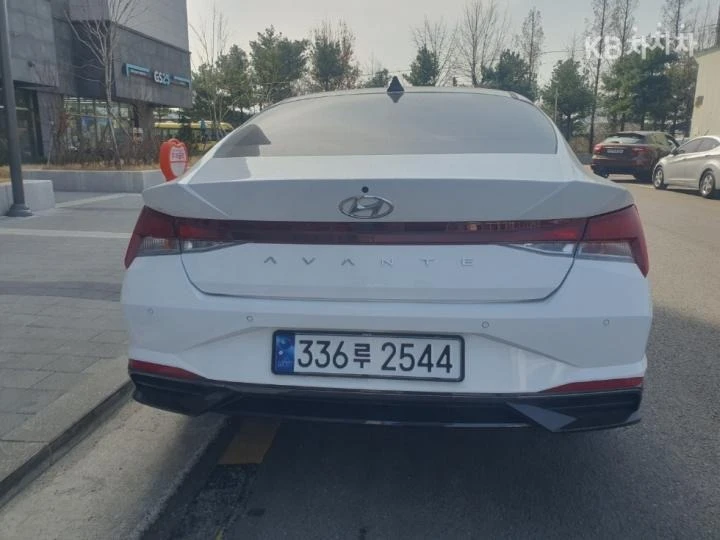 Hyundai Elantra 1.6 LPi Smart ЛИЗИНГ БЕЗ ПЪРВОНАЧАЛНА ВНОСКА , снимка 3 - Автомобили и джипове - 44970623