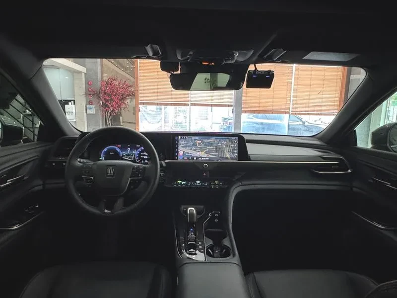 Toyota Crown 2.5 4WD HYBRID | Mobile.bg � ����������� 7