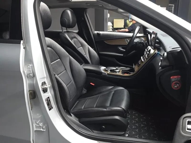 Mercedes-Benz C 200 D EXCLUSIVE, снимка 11 - Автомобили и джипове - 55110506