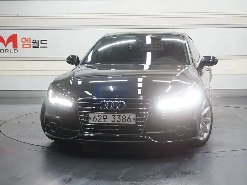Audi A7 3.0 TDI Quattro - САМО 30% АВАНС, снимка 2 - Автомобили и джипове - 55664830