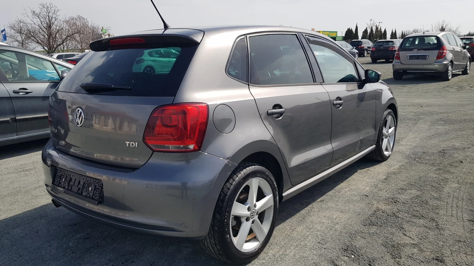 VW Polo 1, 6TDI90ksAVTOMATIKITALIALEDEU5B - изображение 7