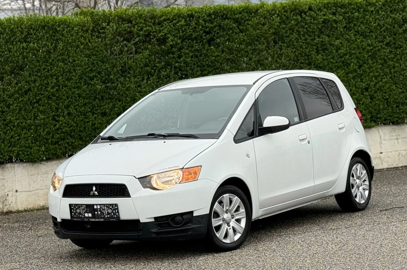 Mitsubishi Colt 1.1i 75к.с * Климатик*  | Mobile.bg — изображение 1