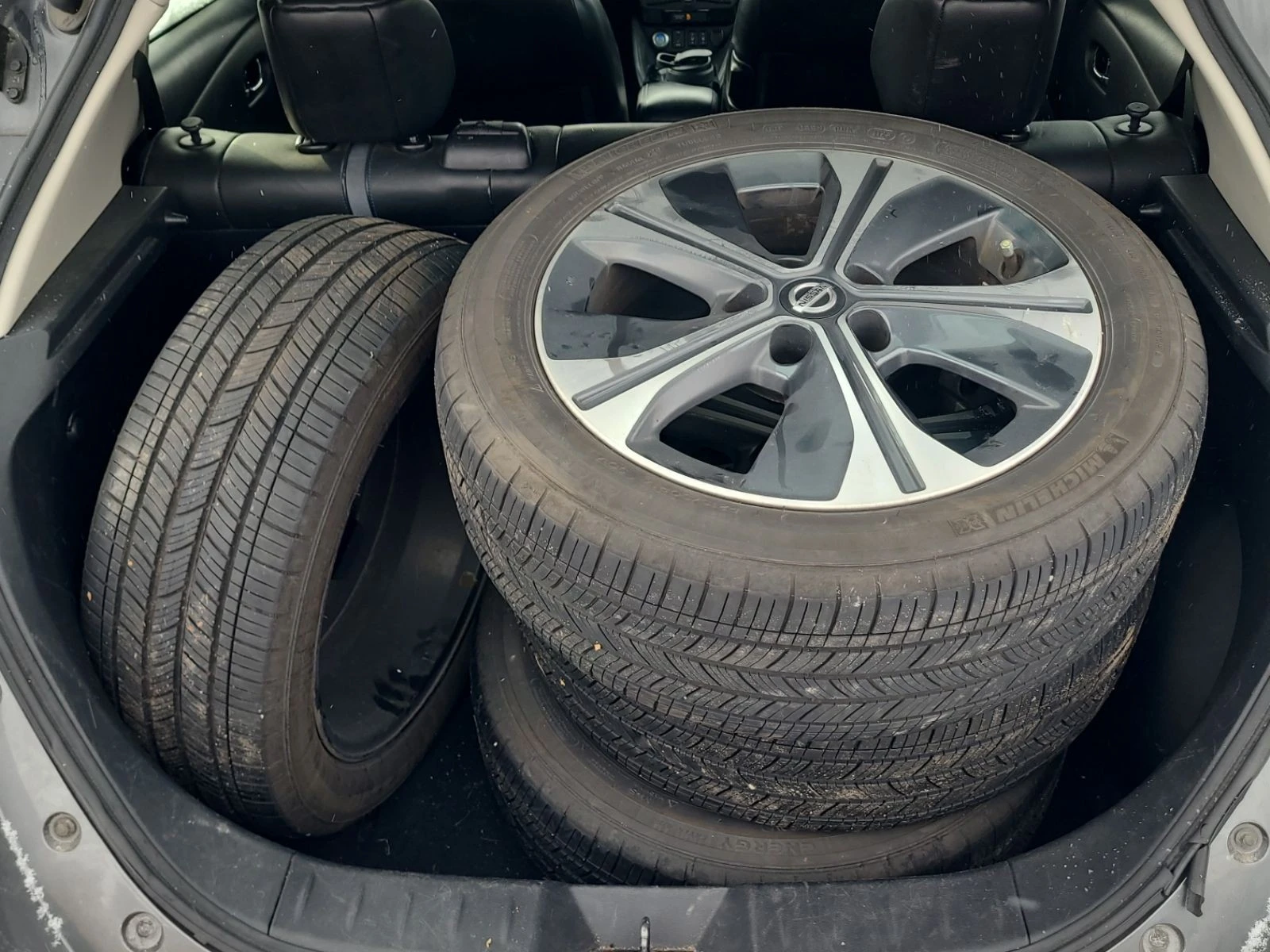 Nissan Leaf  SV С РЕГИСТРАЦИЯ & АВТО КРЕДИТ - изображение 6