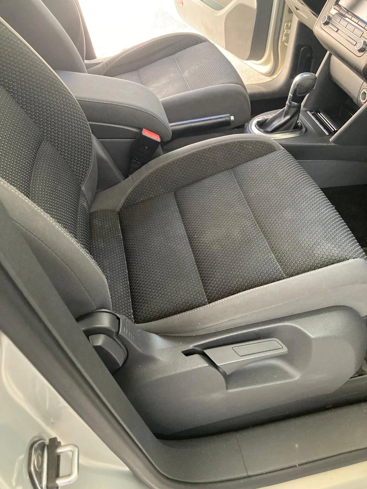 VW Touran 1.6 TDI | Mobile.bg � ����������� 9