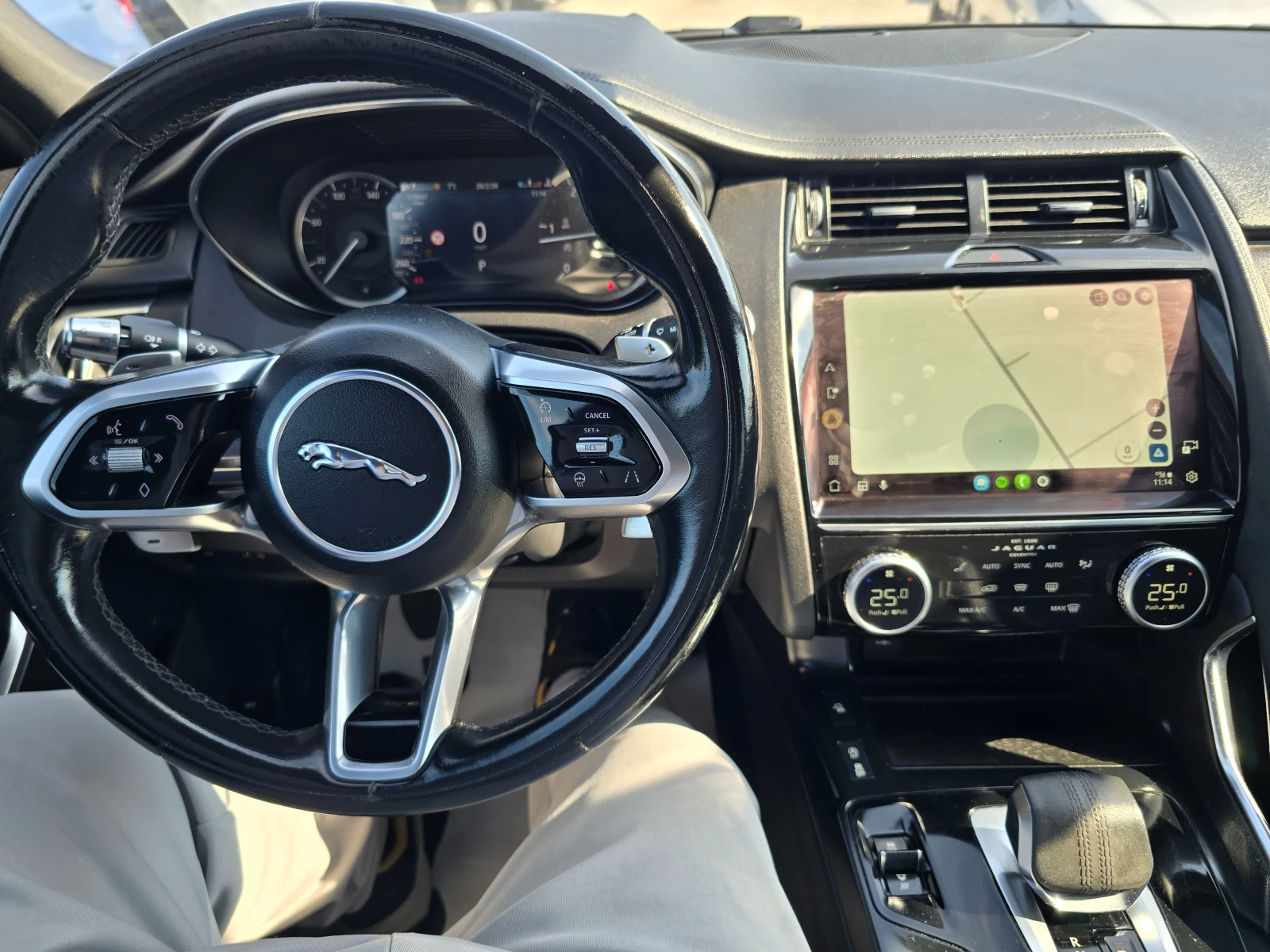 Jaguar E-pace 2.0D-204K.C-4X4-NAVI-CAMERI-EURO6 | Mobile.bg � ����������� 11