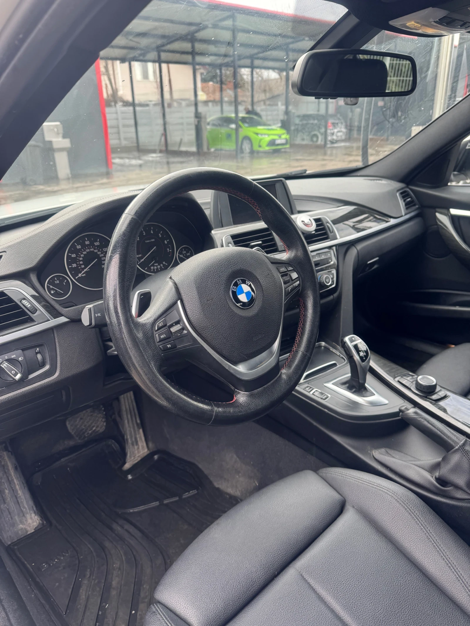 BMW 330 X-drive, снимка 7 - Автомобили и джипове - 53934595