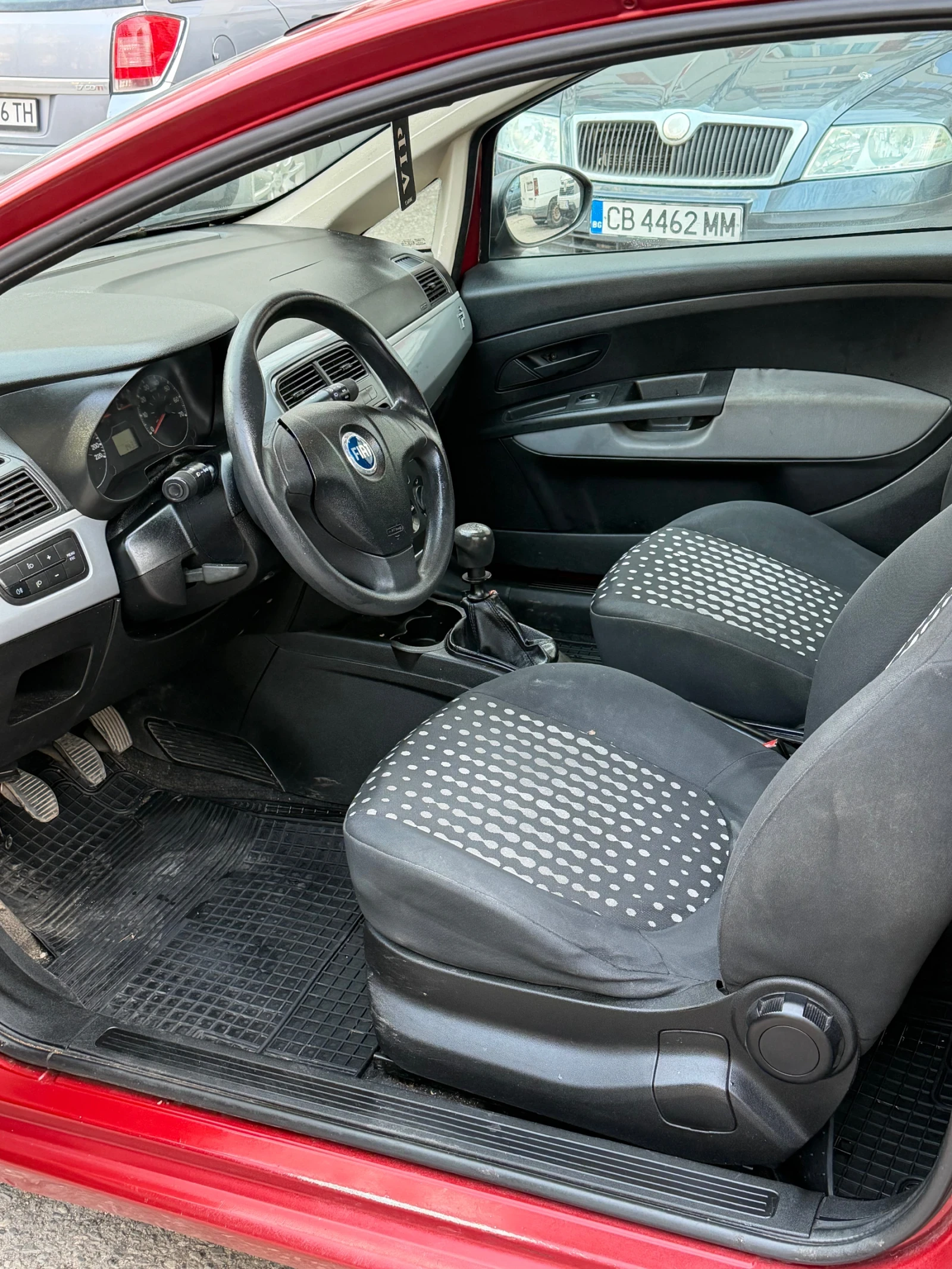 Fiat Punto, снимка 6 - Автомобили и джипове - 53992636