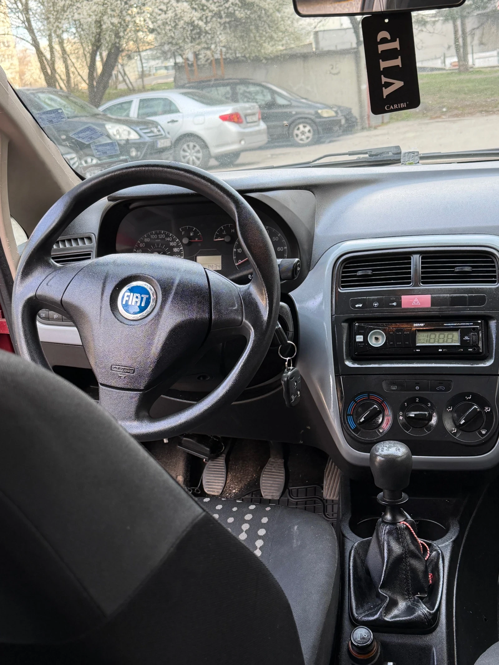 Fiat Punto, снимка 8 - Автомобили и джипове - 53992636