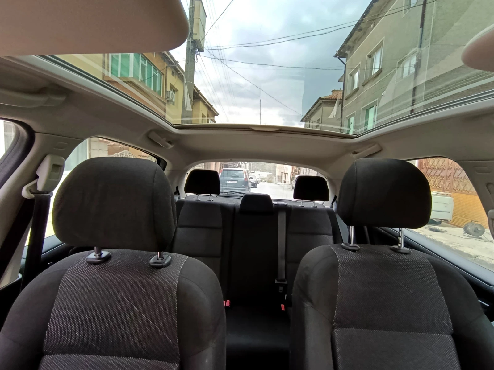 Peugeot 207 1.6-16v пано, снимка 10 - Автомобили и джипове - 54148334