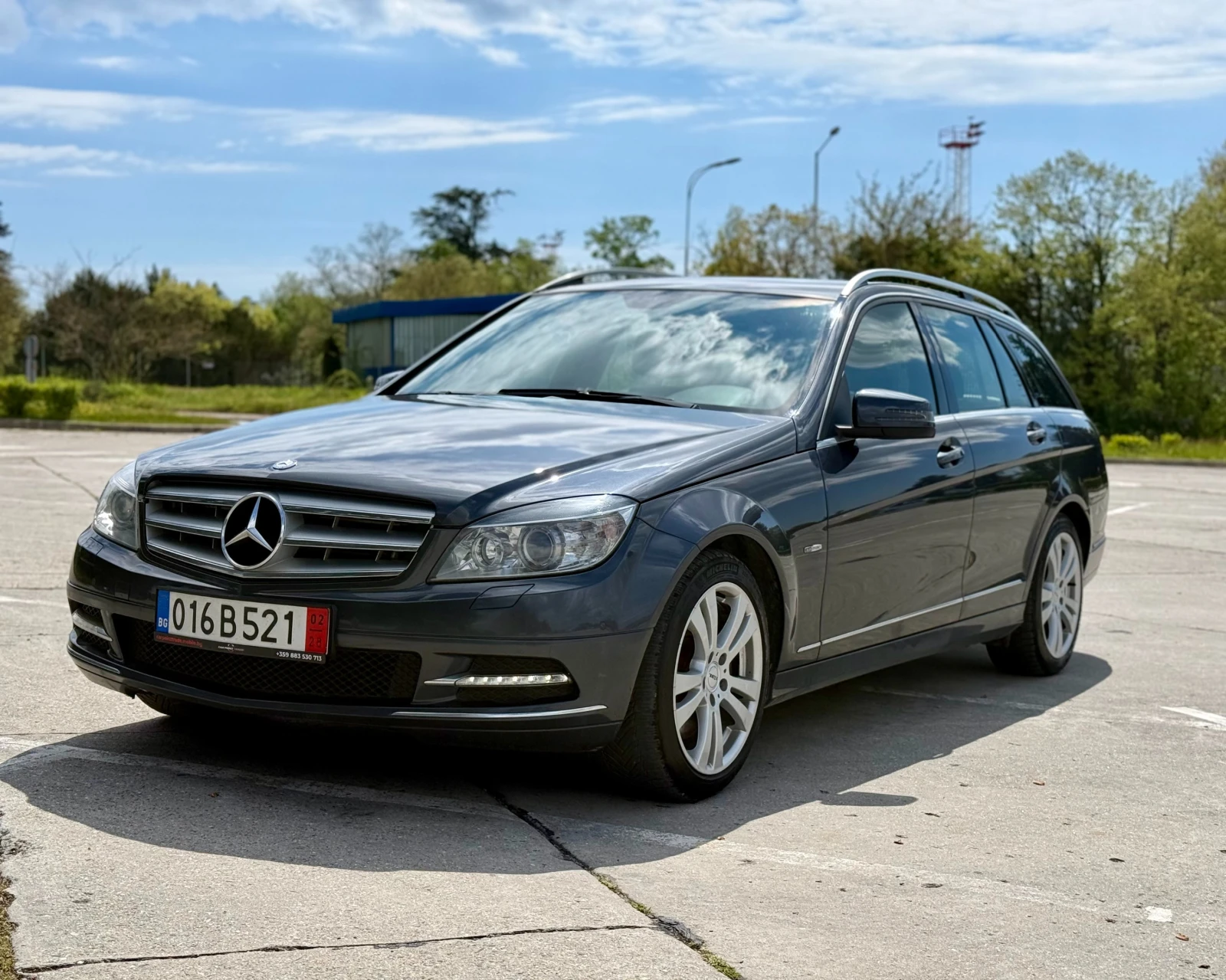 Mercedes-Benz C 350 3.0* 231HP* 4MATIC* AUTOMAT , снимка 2 - Автомобили и джипове - 54387025