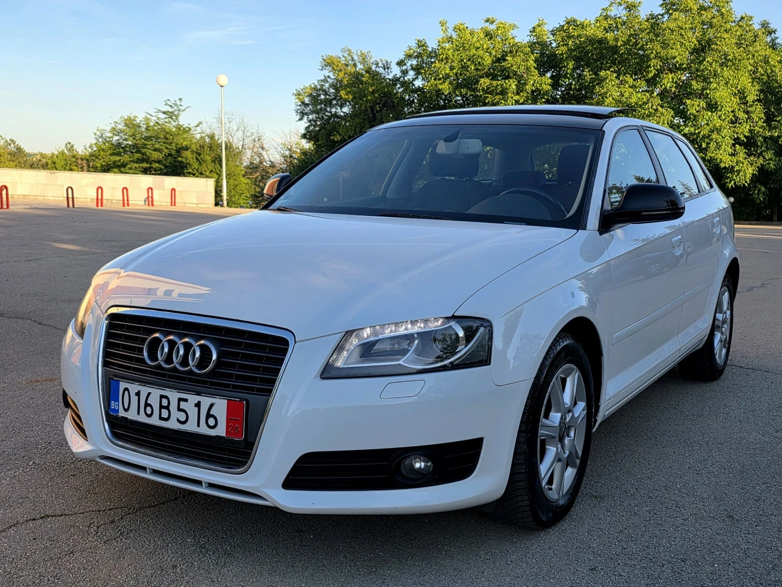 Audi A3 2.0Tdi , Фейслифт, Ксенон, Панорама , снимка 3 - Автомобили и джипове - 54936751