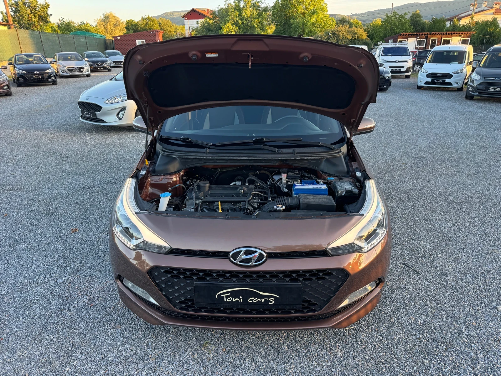 Hyundai I20 1.25i NAVI!! Camera!! LED!! PLAY Edition!!, снимка 17 - Автомобили и джипове - 54961562