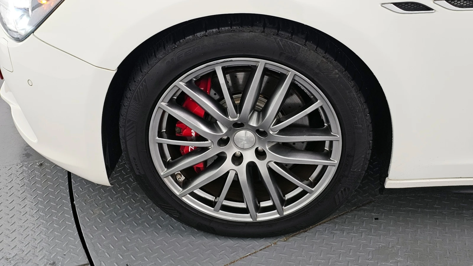 Maserati Ghibli 3.0S* ЛЮК* КРАЙНА ЦЕНА, снимка 5 - Автомобили и джипове - 55595242