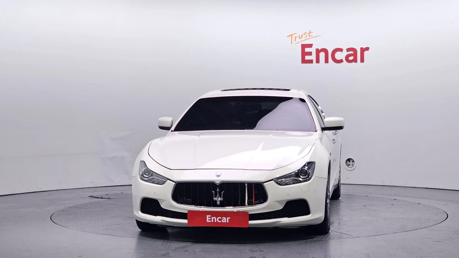 Maserati Ghibli 3.0S* ЛЮК* КРАЙНА ЦЕНА, снимка 3 - Автомобили и джипове - 55595242