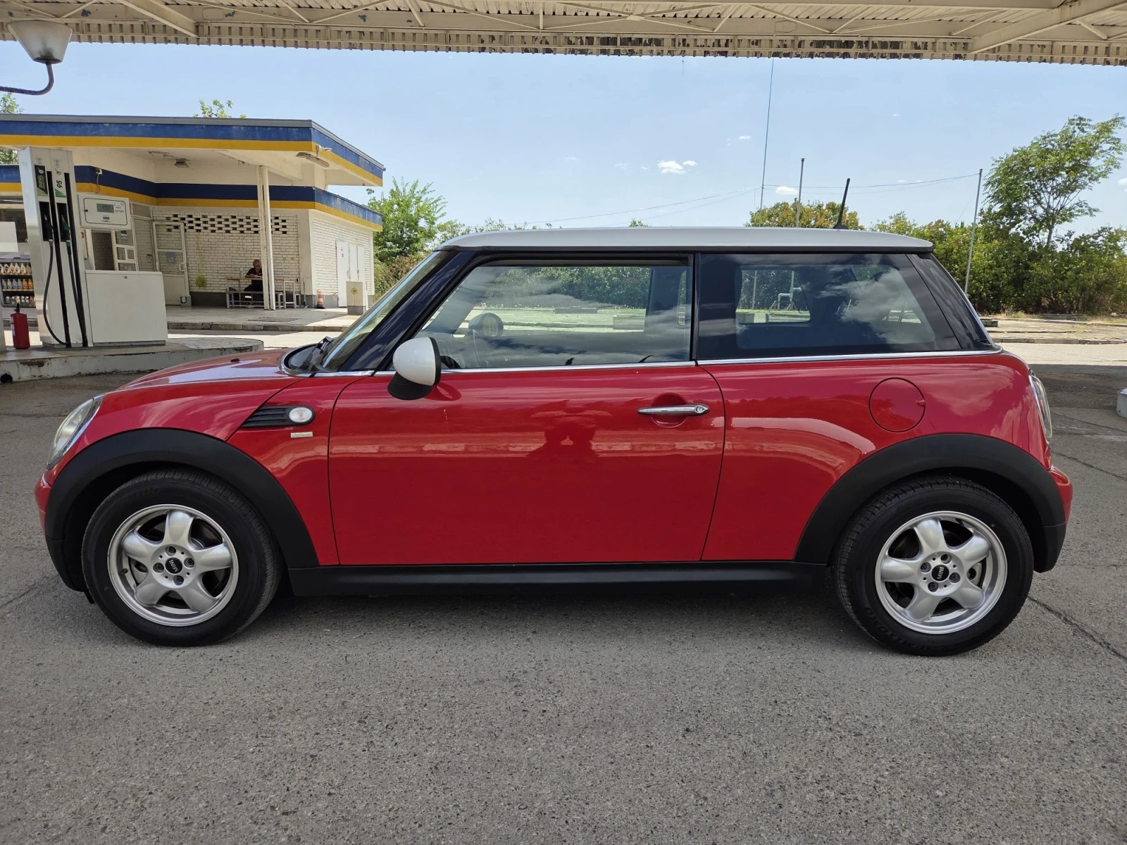 Mini Cooper 1, 6 xdi 90 hp, снимка 2 - Автомобили и джипове - 55663323