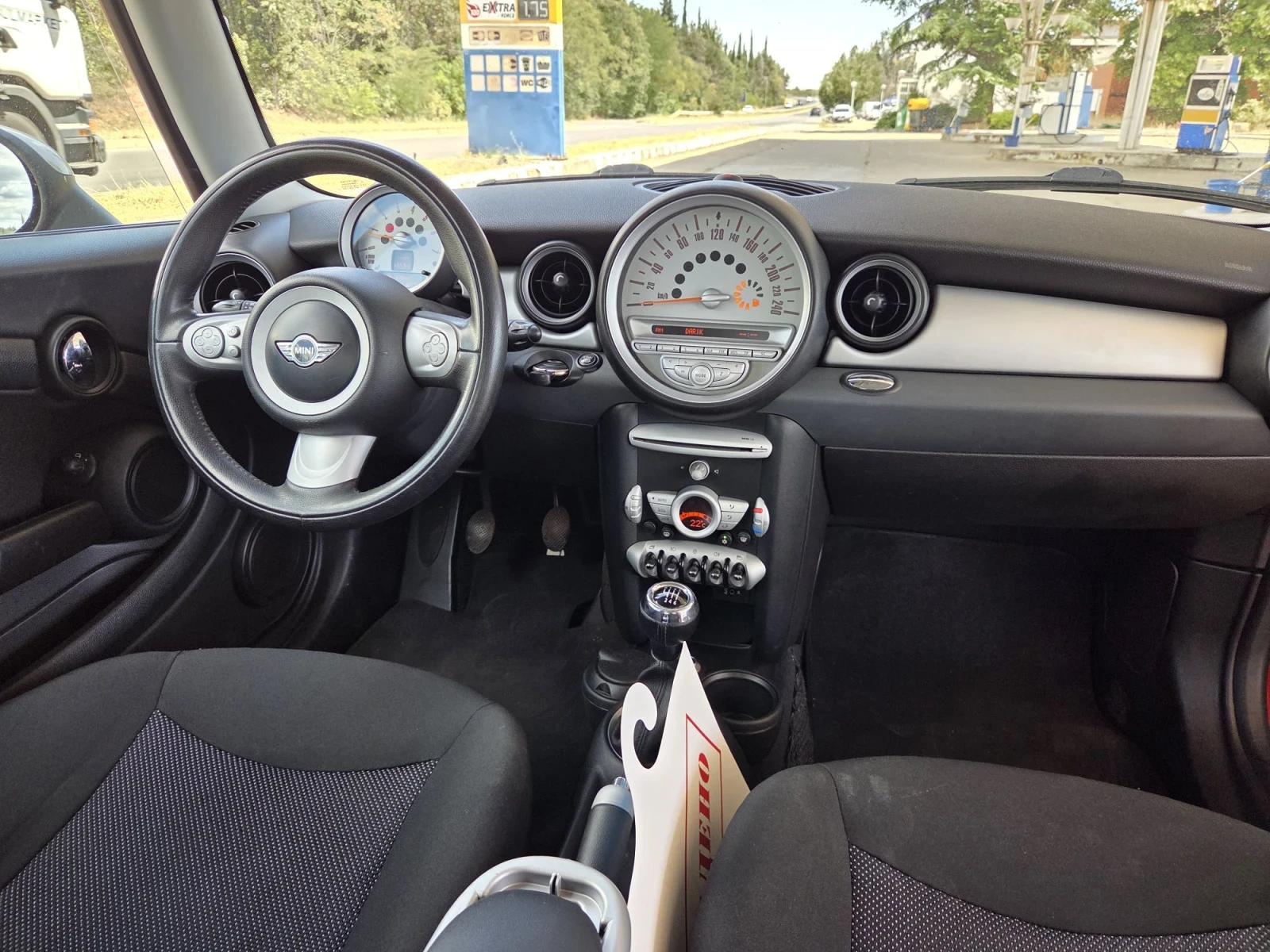 Mini Cooper 1, 6 xdi 90 hp, снимка 12 - Автомобили и джипове - 55663323