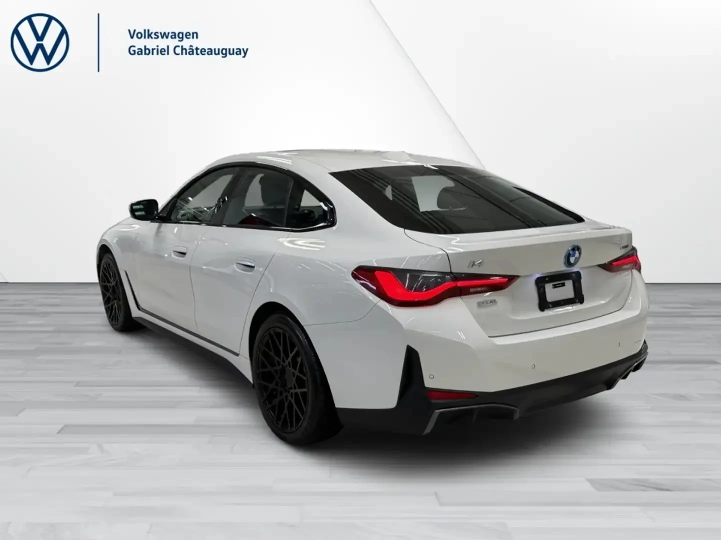 BMW i4 eDrive35* GRAN* COUPE* 360КАМЕРА* LANE* ASSIST* , снимка 5 - Автомобили и джипове - 56164398