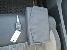 Toyota Tundra SR5 PLUS CREW CAB SHORT BED | CARFAX - 32400 € / 63368.89 лв. - 21425795 8