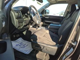Toyota Tundra SR5 PLUS CREW CAB SHORT BED | CARFAX - 32400 € / 63368.89 лв. - 21425795 7