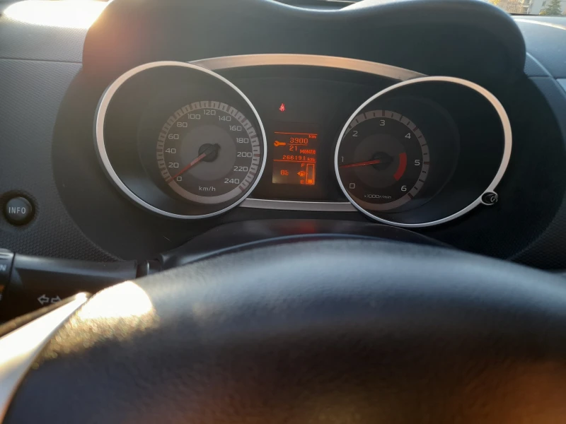 Peugeot 4007 2.2 HDI, снимка 13 - Автомобили и джипове - 52538937