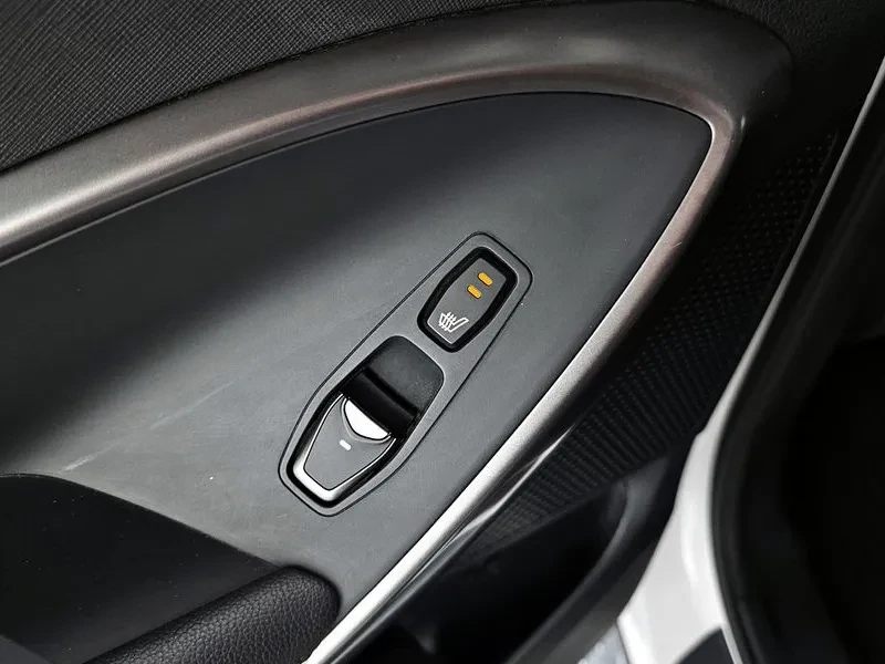 Hyundai Santa fe 2.0 , снимка 17 - Автомобили и джипове - 54256658