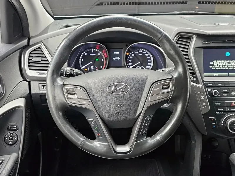 Hyundai Santa fe 2.0 , снимка 13 - Автомобили и джипове - 54256658