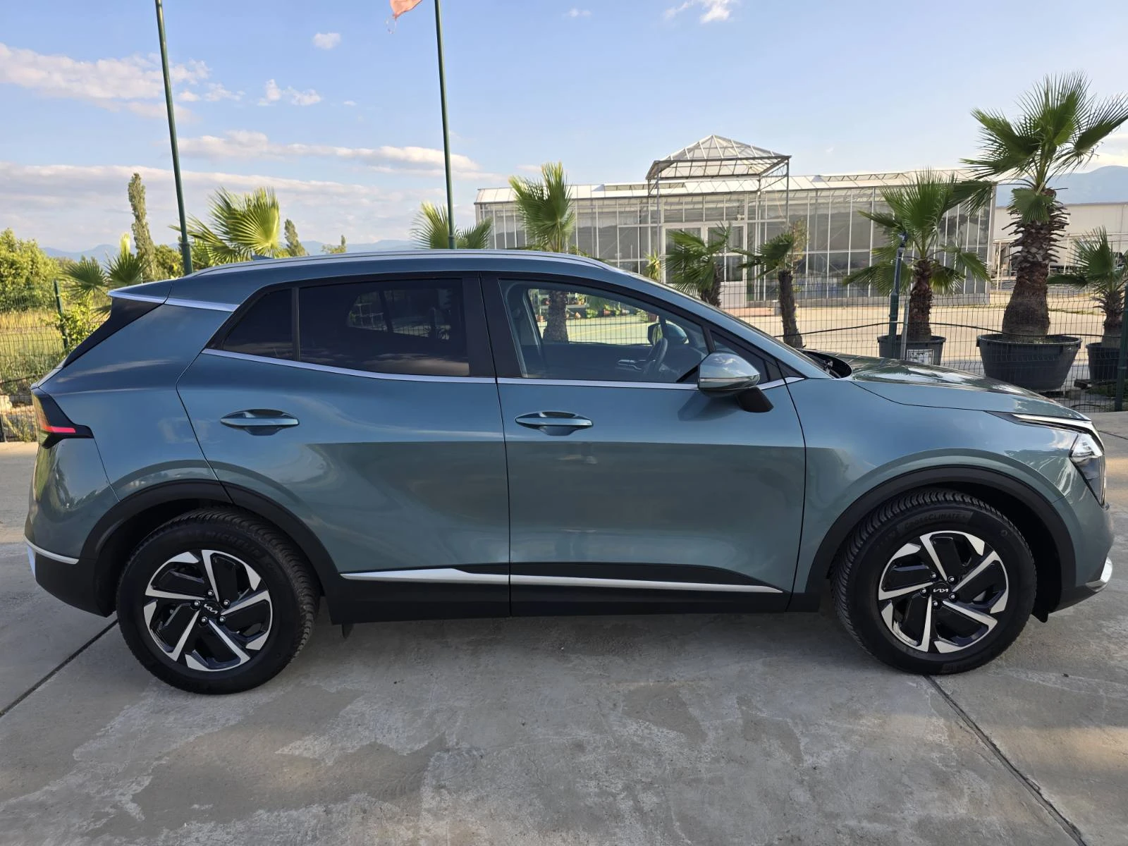 Kia Sportage 1.6 HYBRID GERMANY 5000 KM - изображение 4