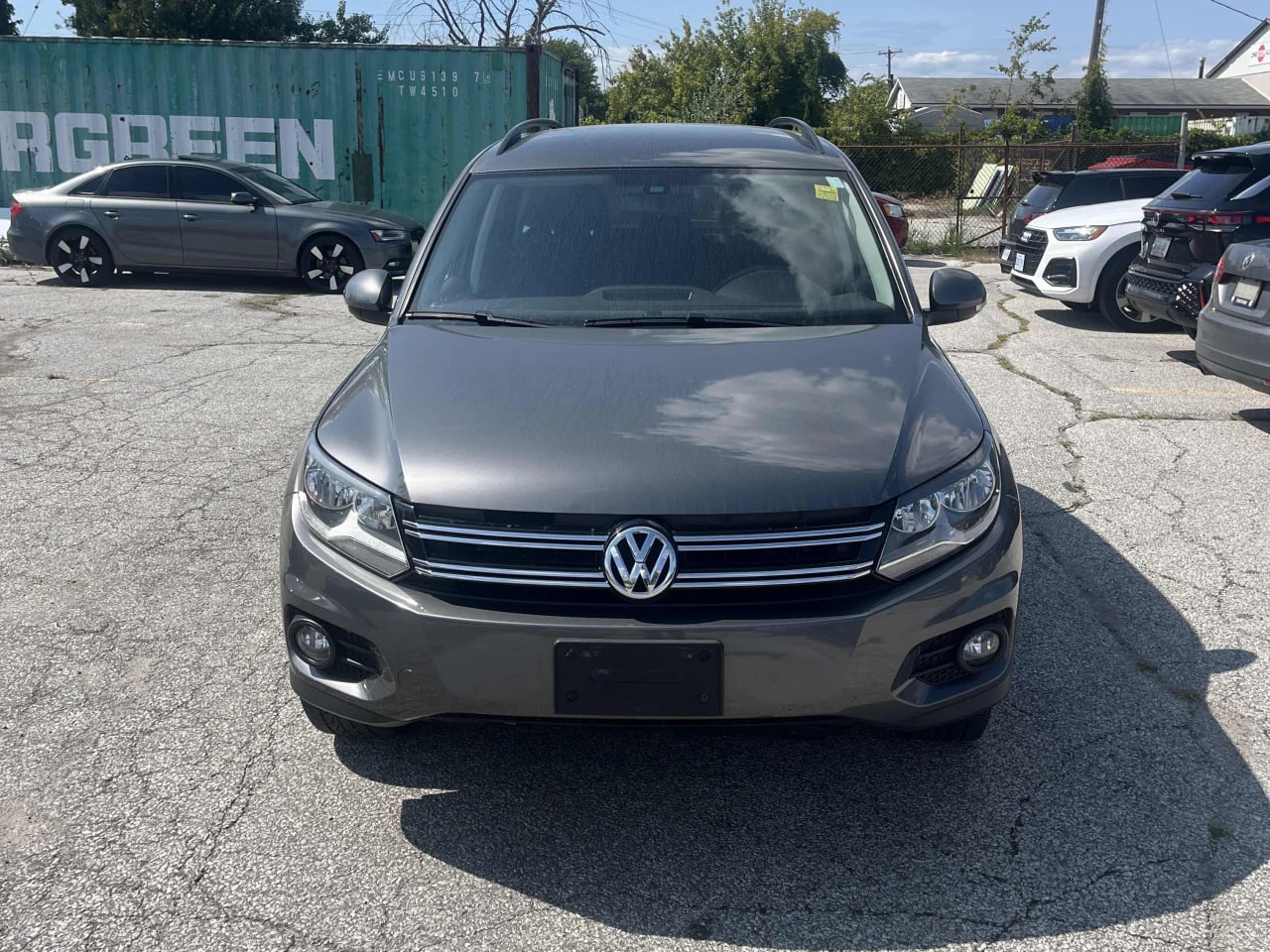 VW Tiguan CARFAX* АВТОФИНАНСИРАНЕ* БЕЗ ПЪРВОНАЧАЛНА ВНОСКА*  - изображение 3
